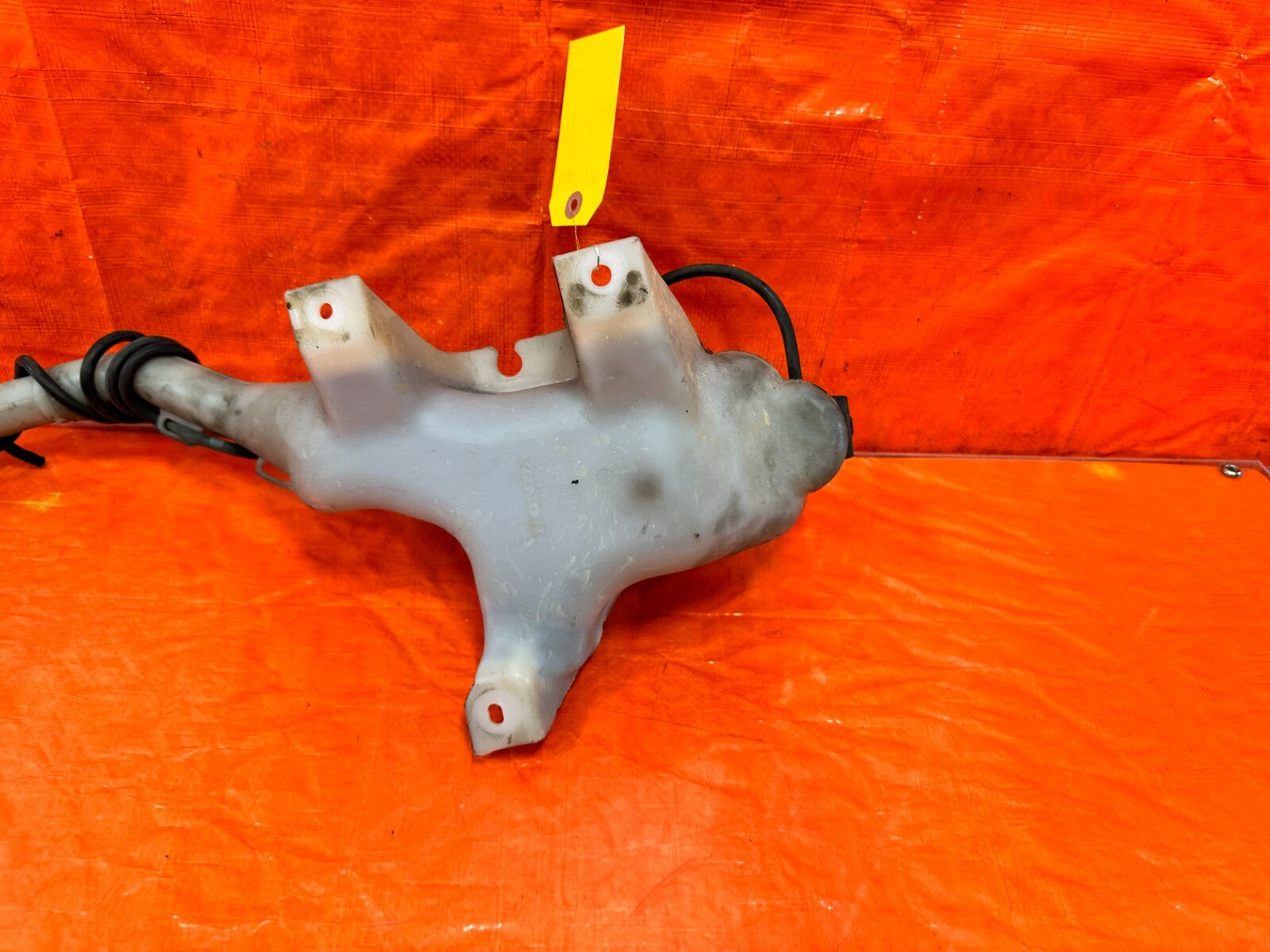 06 11 HONDA CIVIC SI COUPE WINDSHIELD WIPER RESERVOIR TANK W/ MOTOR OEM OE #2868