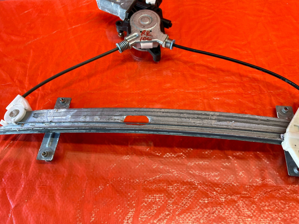 04 08 ACURA TL   PASSENGER RIGHT REAR   WINDOW REGULATOR W/ MOTOR   OEM OE #1065