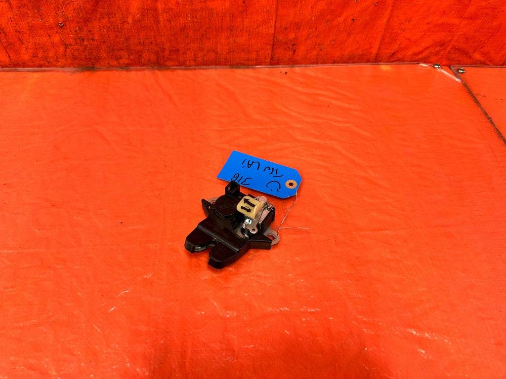 10 16 HYUNDAI GENESIS COUPE   TRUNK RELEASE LOCK LATCH ACTUATOR   OEM #3181