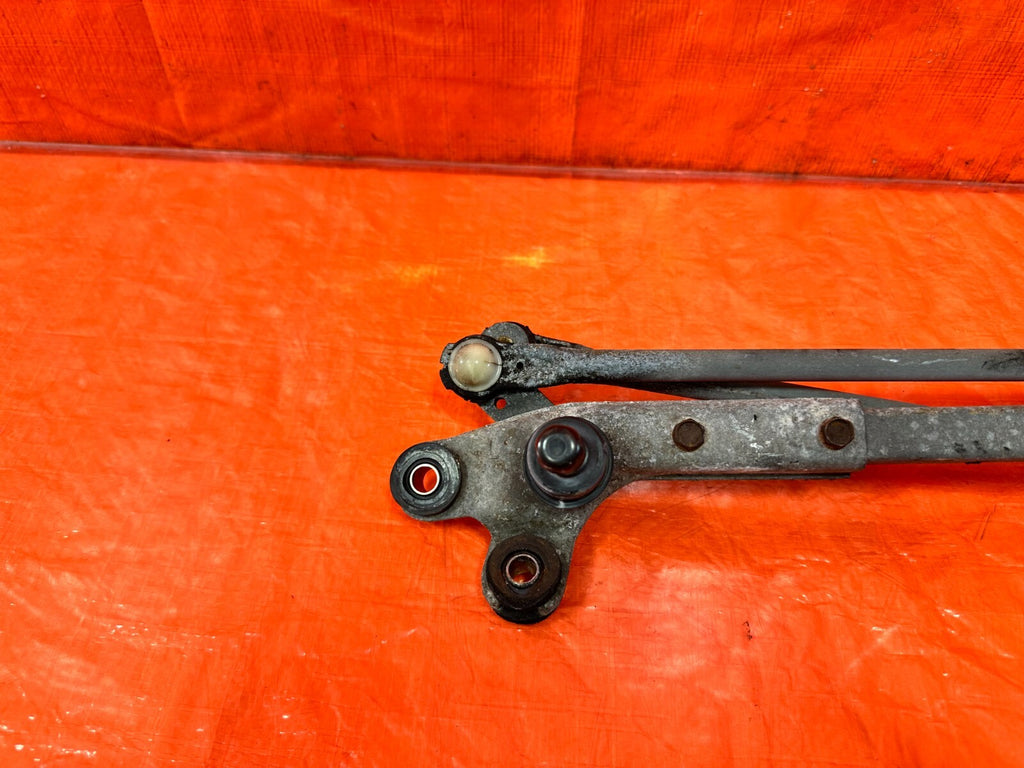 94   01 ACURA INTEGRA   FRONT WINDSHIELD WIPER MOTOR WITH LINKAGE   OEM  #2814