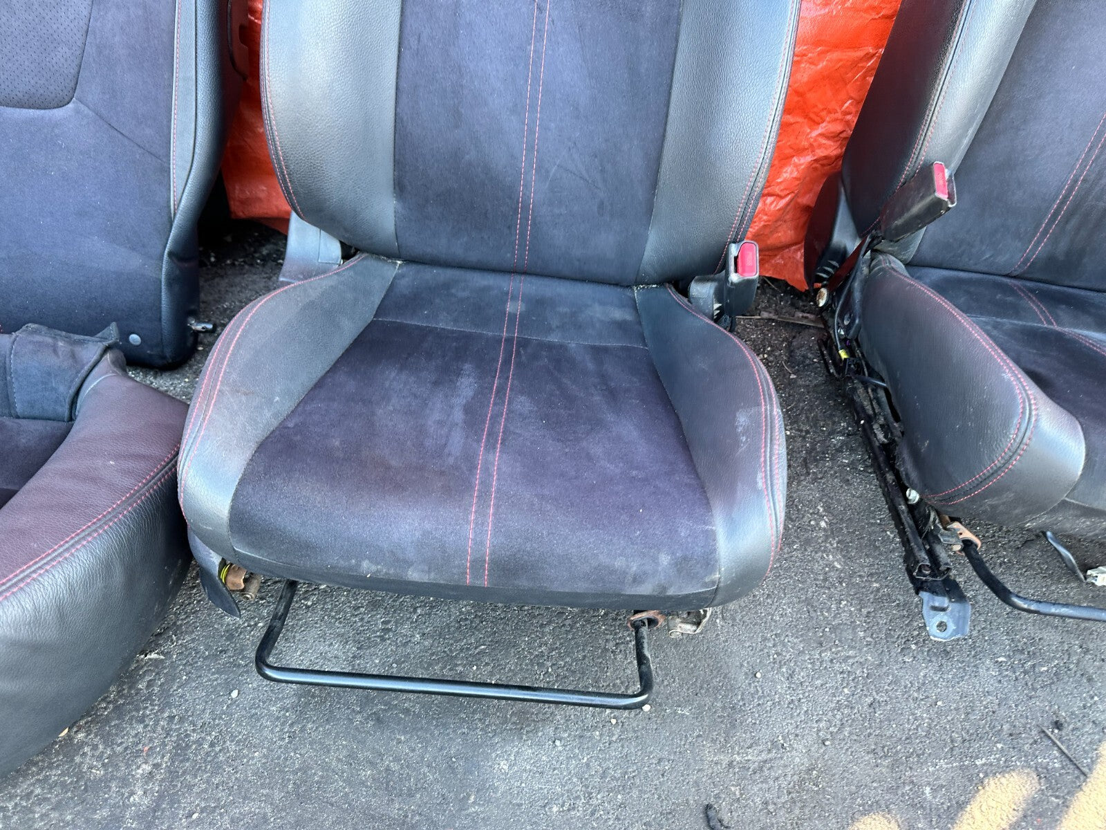 08 14 SUBARU IMPREZA WRX & STI WAGON   FRONT AND REAR SEATS & DOOR PANELS OEM13