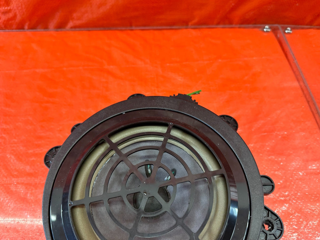 10 16 PORSCHE PANAMERA   PASSENGER RIGHT REAR   BOSE SPEAKER   OEM FACTORY #656