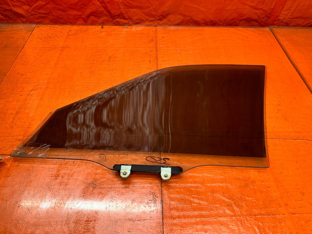 96-00 HONDA CIVIC 4D SEDAN LEFT DRIVER FRONT DOOR WINDOW GLASS PANEL OEM #35011