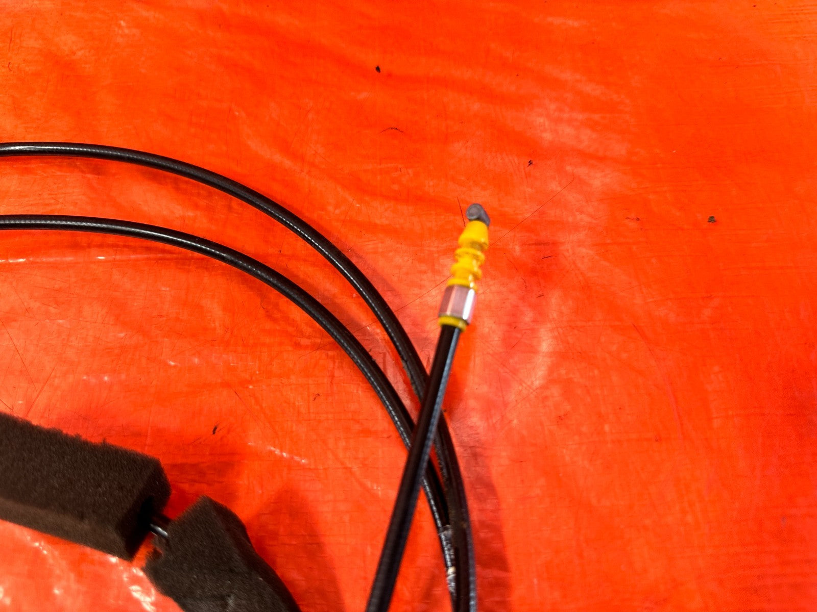 97 01 HONDA CR V CRV   GAS FUEL LID COVER RELEASE CABLE WIRE   OEM FACTORY #3011