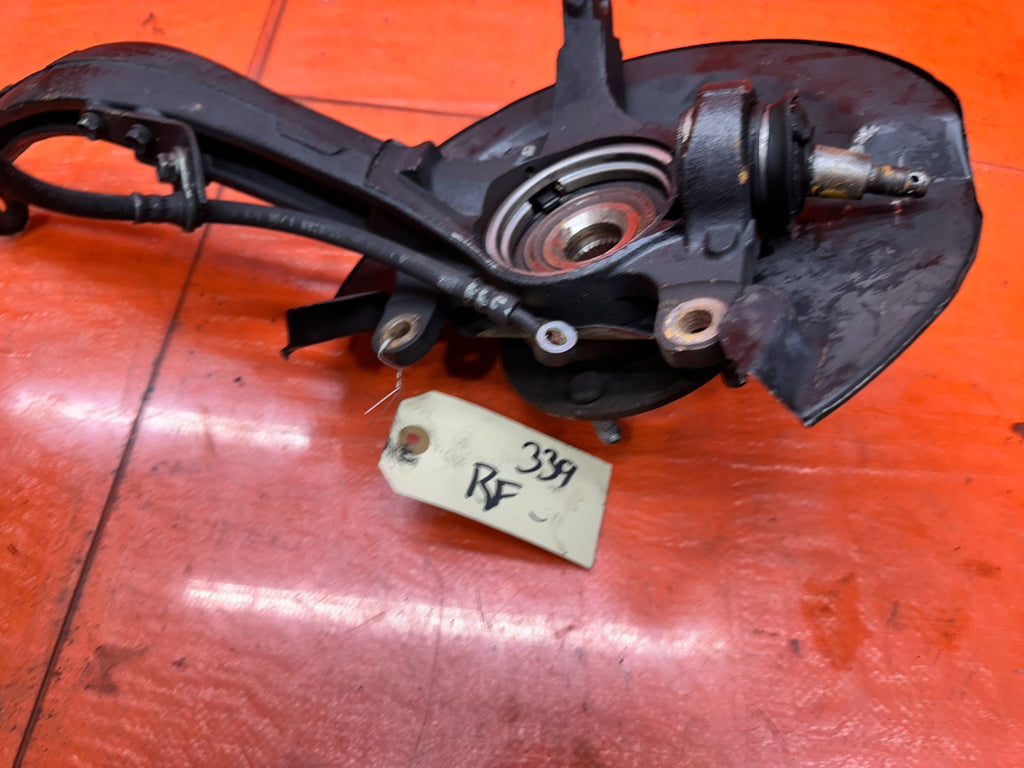 04-05 ACURA TSX 2.4L FRONT RIGHT PASSENGER SPINDLE KNUCKLE HUB OEM #33913