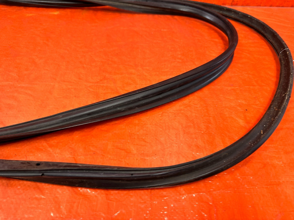 02-05 HONDA CIVIC SI EP3 HATCH LEFT DOOR WEATHER STRIP TRIM SEAL GASKET OEM 3066