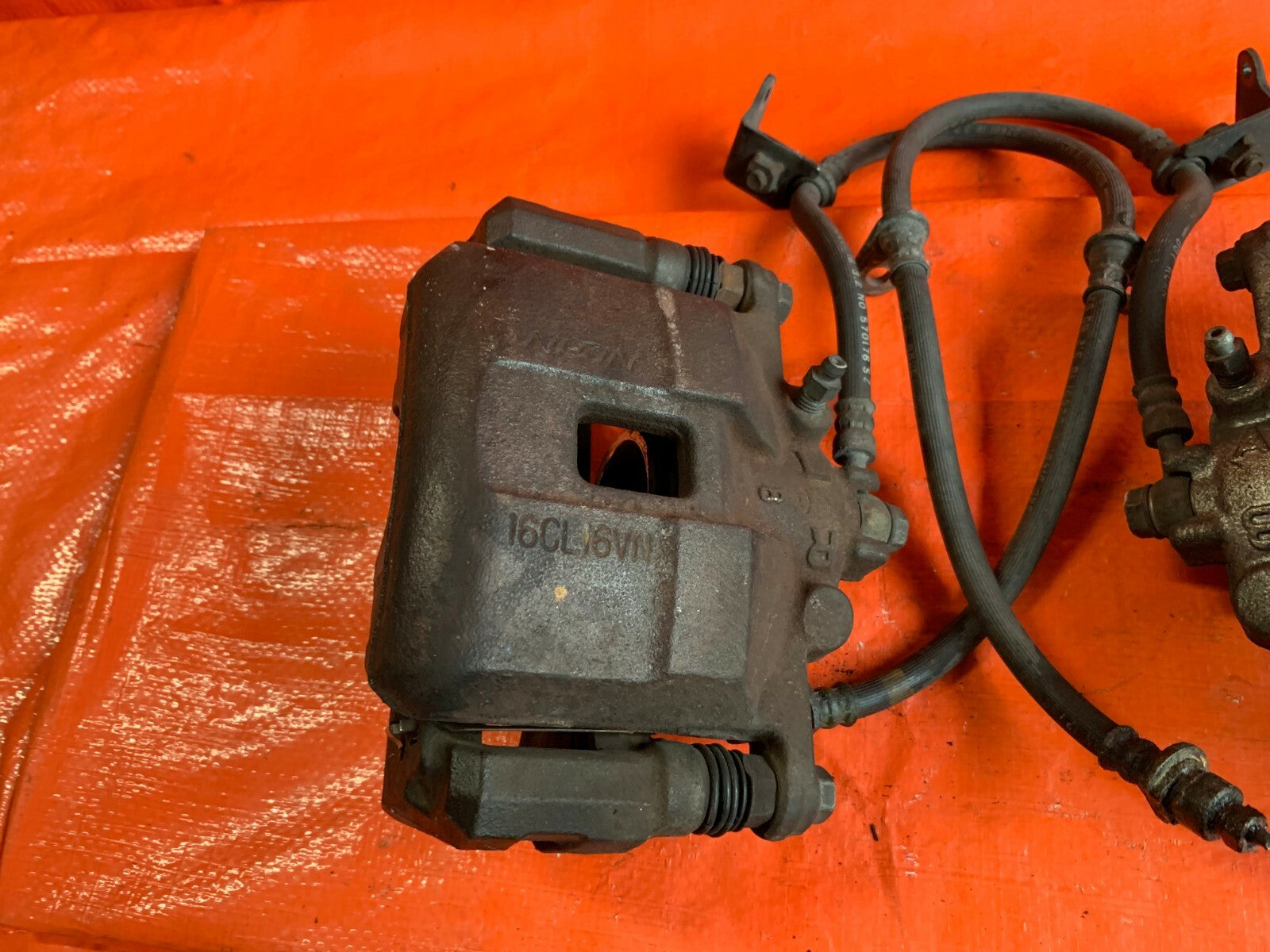 OEM 2000 00 HONDA S2000   FRONT BRAKE CALIPER SET   DRIVER LEFT PASSENGER RIGHT3