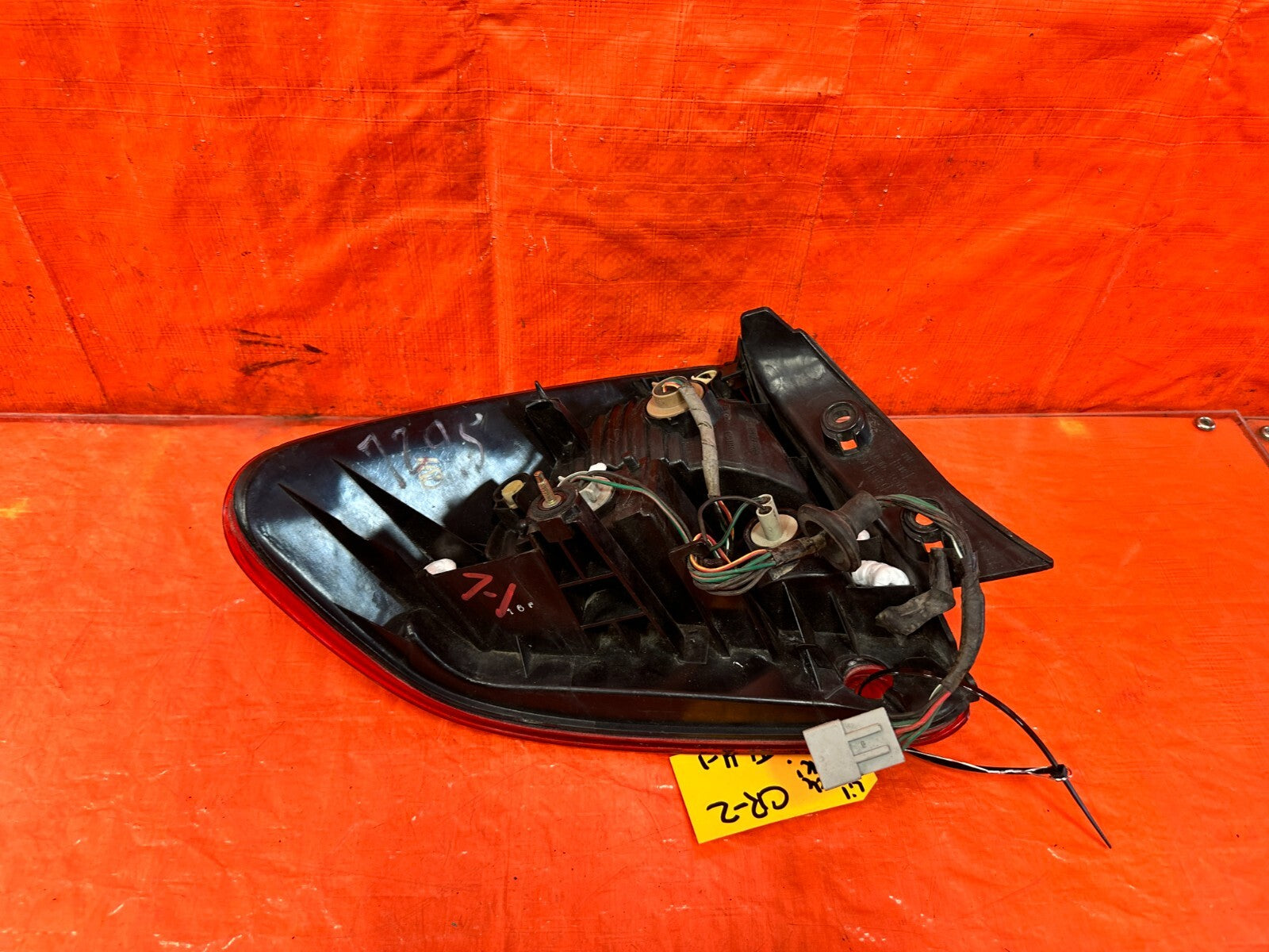 OEM 2004 2005 2006 HONDA INSIGHT PASSENGER RIGHT TAIL LIGHT LAMP 04 05 06 L LH6