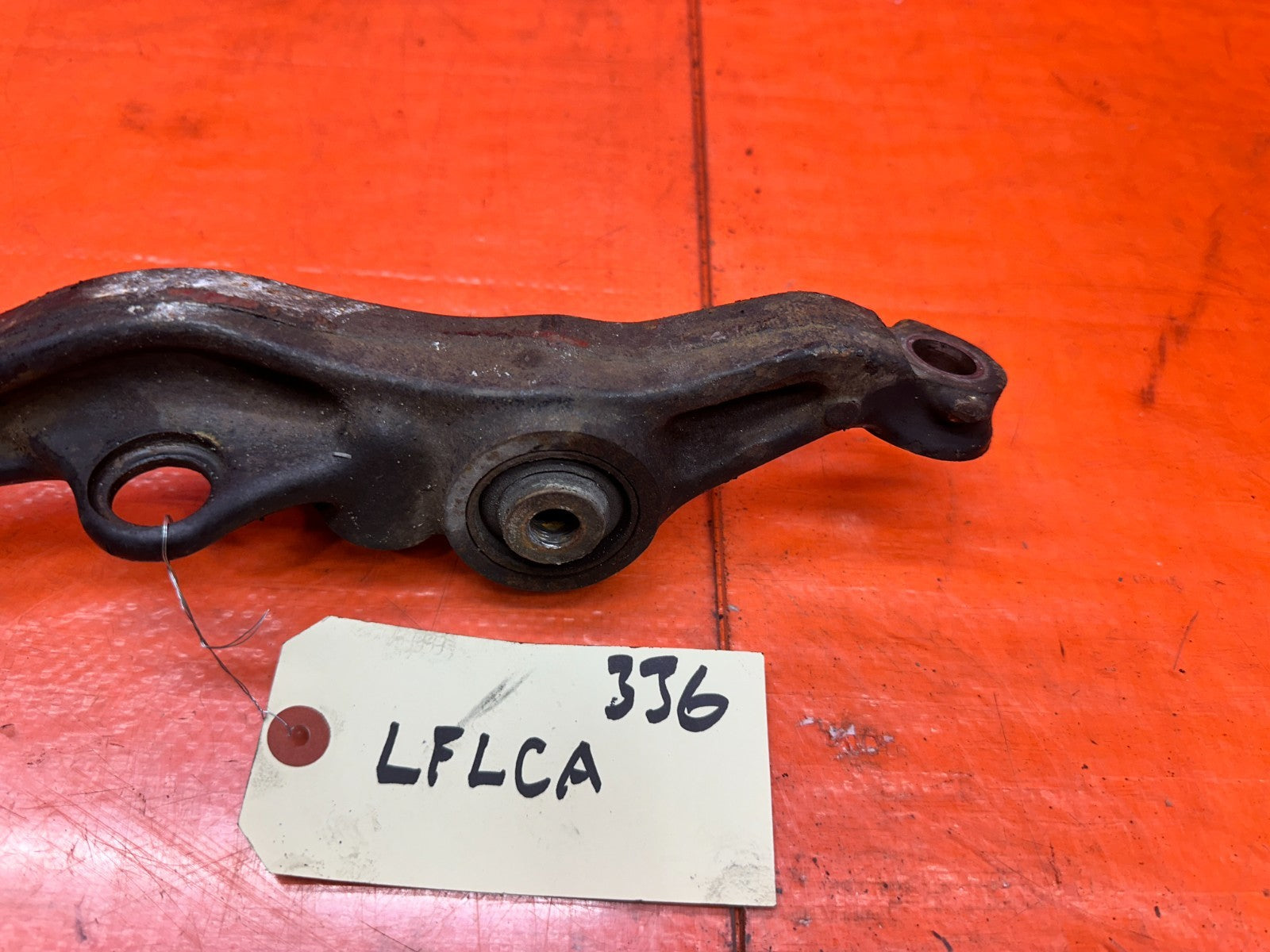97 01 HONDA PRELUDE 2.2L LEFT DRIVER FRONT KNUCKLE SPINDLE CONTROL ARM OEM #3369
