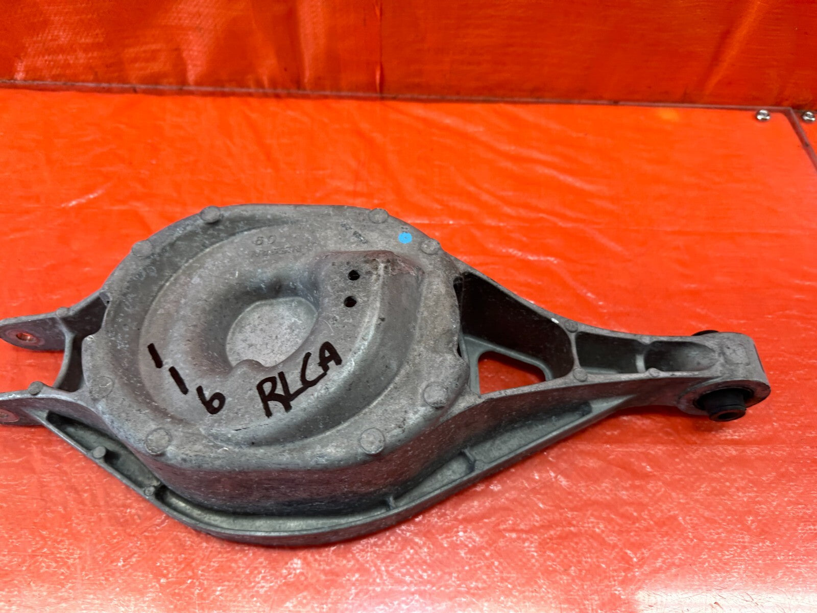 09 12 INFINITI FX50 FX35   RIGHT REAR   ALUMINUM REAR LOWER CONTROL ARM ASSEBLY5
