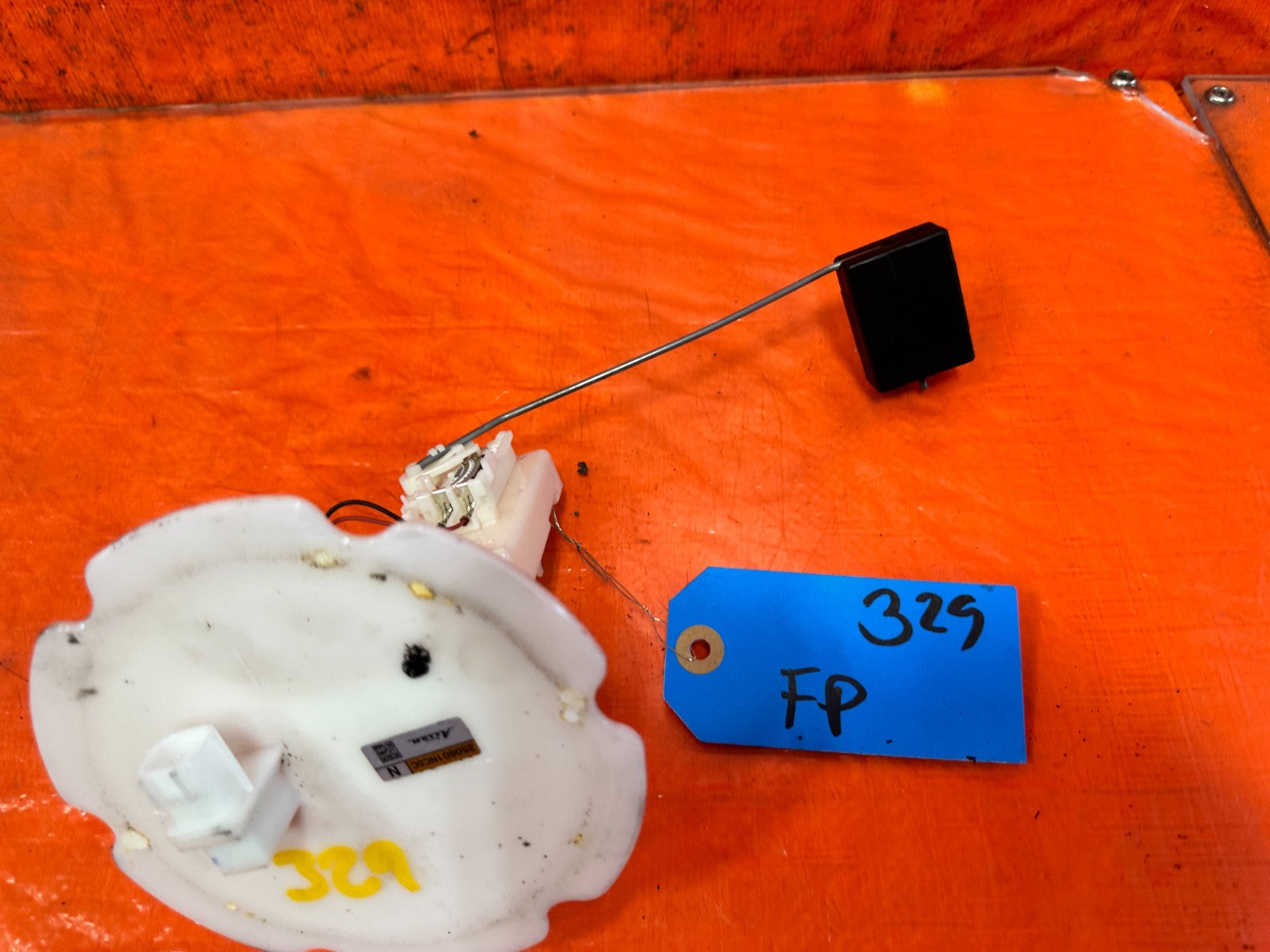 08 15 INFINITI G37 Q60 GAS TANK FUEL LEVEL SENSOR SENDER UNIT OEM #3294