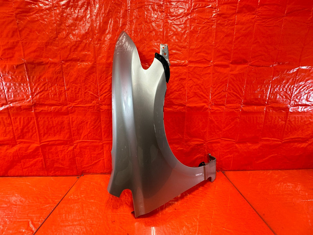 06 11 HONDA CIVIC SEDAN   FENDER   RIGHT SIDE   GRAY COLOR   OEM #2700