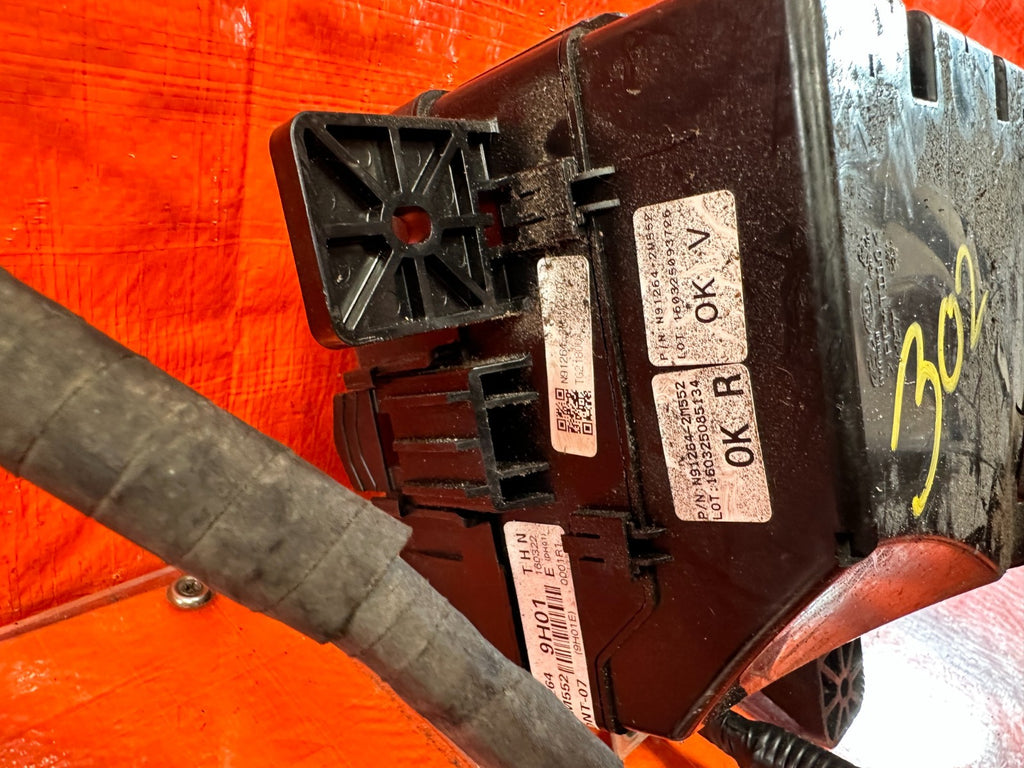 2013 13  HYUNDAI GENESIS COUPE R SPED ENGINE BAY UNDER THE HOOD HARNESS FUSE BOX8