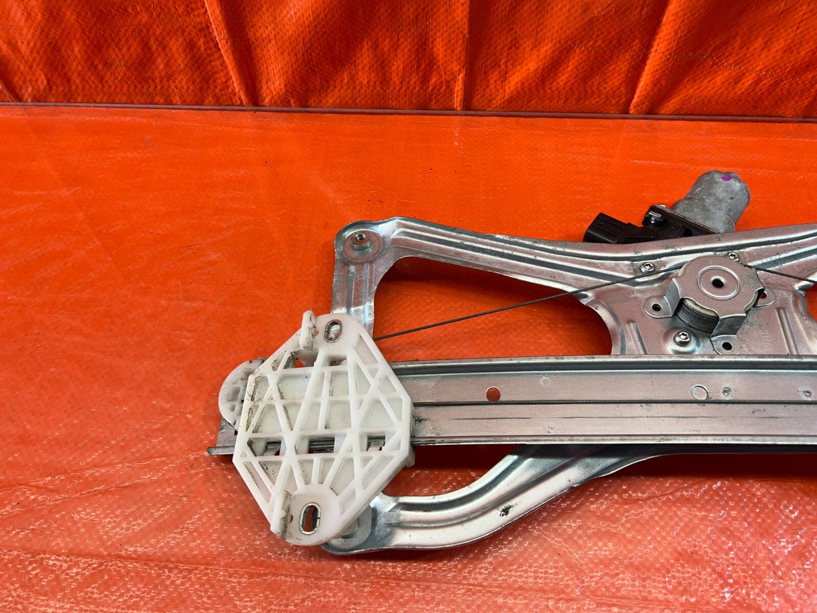 06 11 HONDA CIVIC SEDAN 4 DOOR   DRIVER LEFT FRONT   WINDOW REGULATOR   OEM #22012
