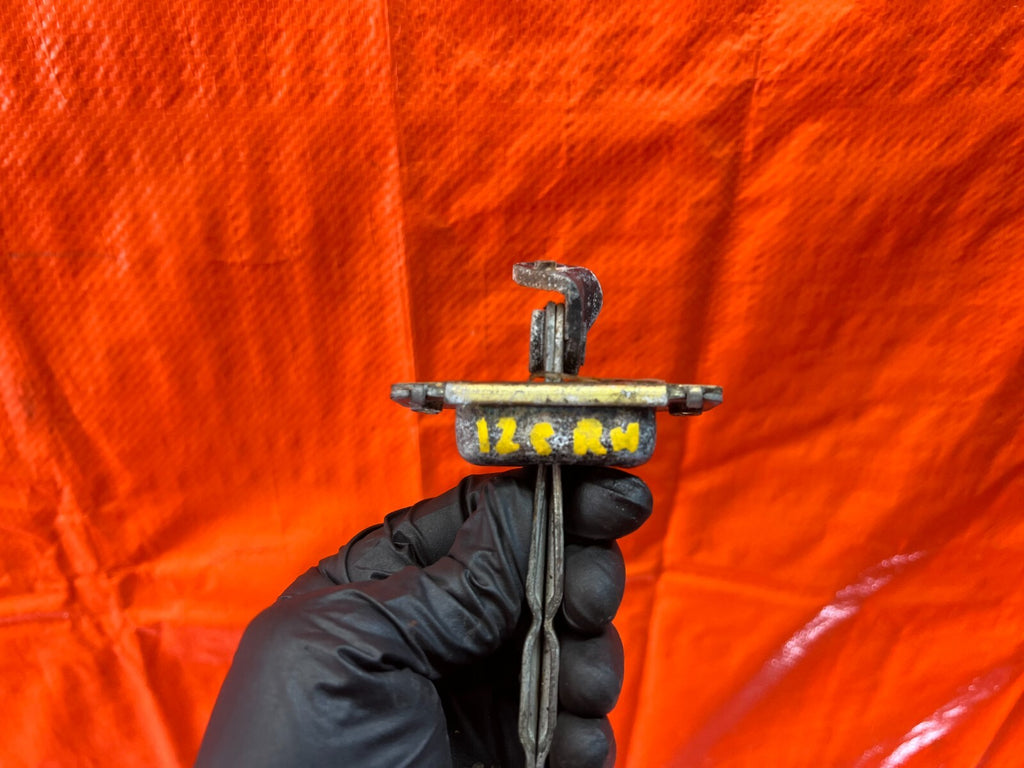 96 00 HONDA CIVIC COUPE & HATCH PASSENGER RIGHT DOOR CHECKER HINGE ARM OEM #1257