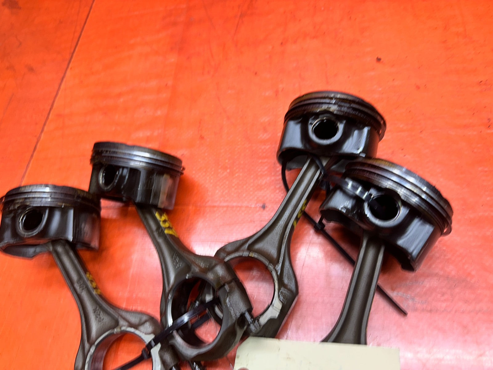 04 09 HONDA S2000 AP2 F22C ENGINE PISTON CONNECTING ROD RODS SET OEM #33718