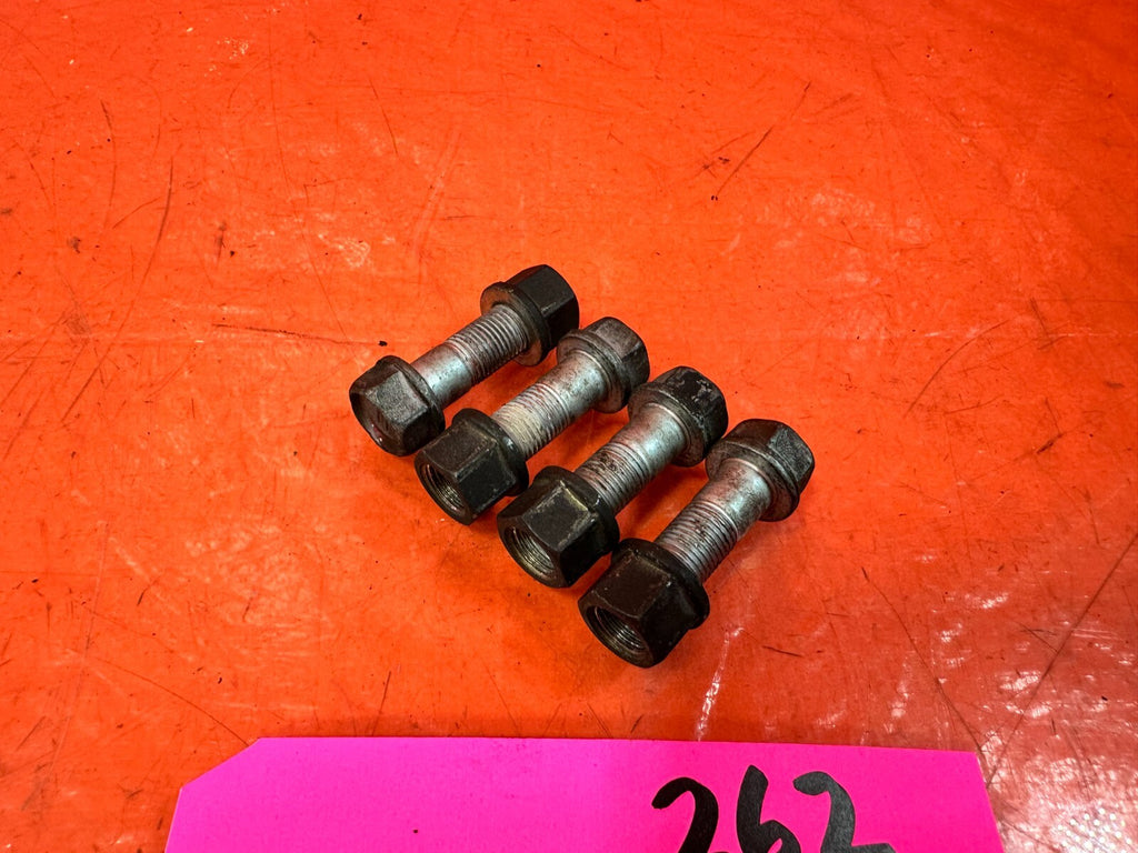 03 09 NISSAN 350Z   DRIVESHAFT TO DIFFERENTIAL BOLTS NUTS HARDWARE OEM 2625