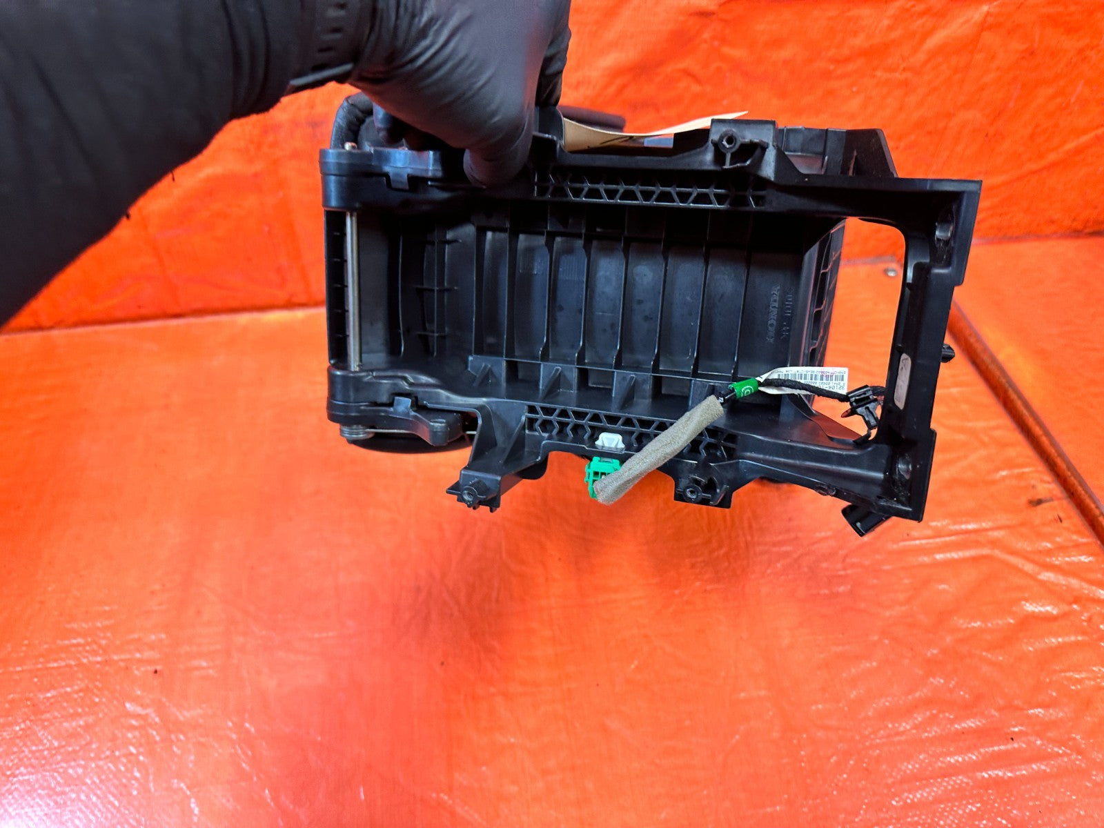 18 22 HONDA ACCORD   BLACK LEATHER ARM REST CENTER CONSOLE STORAGE OEM #32411