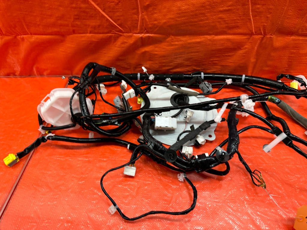 16 17 INFINITI Q50 RED SPORT 400   INTERIOR FLOOR BODY HARNESS 24017 6HB1A   1858