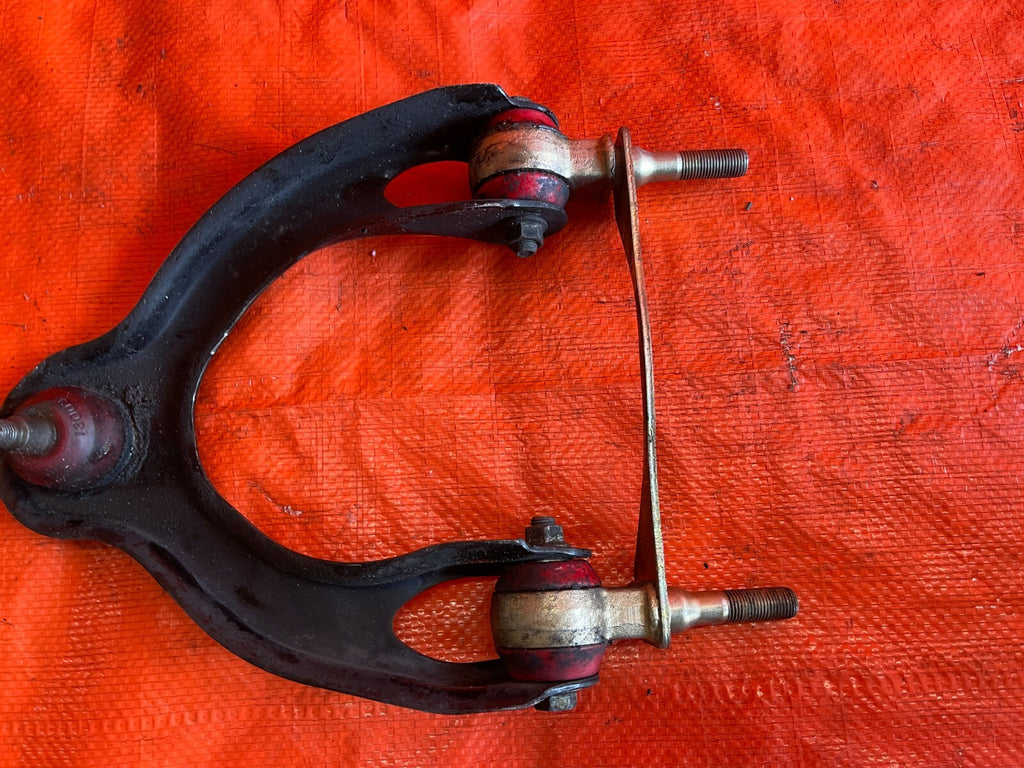 94 01 ACURA INTEGRA   FRONT   UPPER CONTROL ARM SET LEFT RIGHT W/ POLY BUSHINGS10