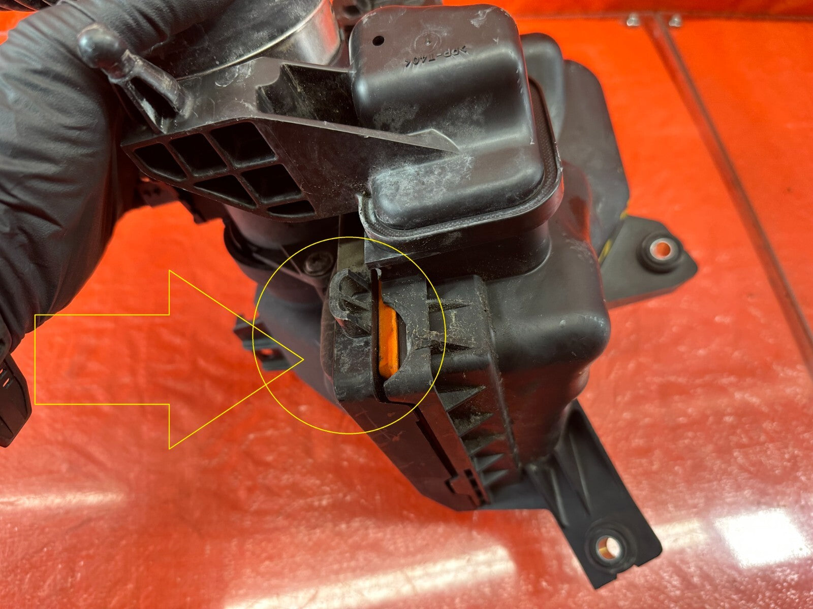 16 20 INFINITI Q50 Q60 3.0L COMPLETE AIR INTAKE HOUSING W/ INLET DUCT ARM LEFT L15