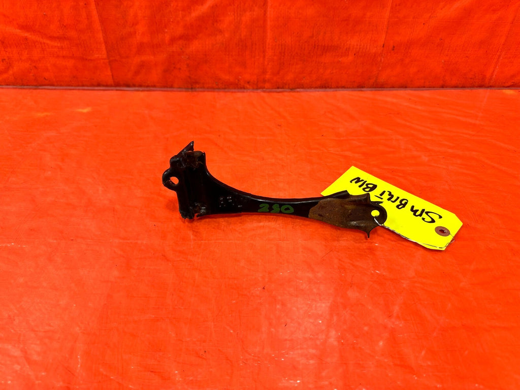 02 06 ACURA RSX   BATTERY TIE DOWN BRACKET   OEM FACTORY #2802