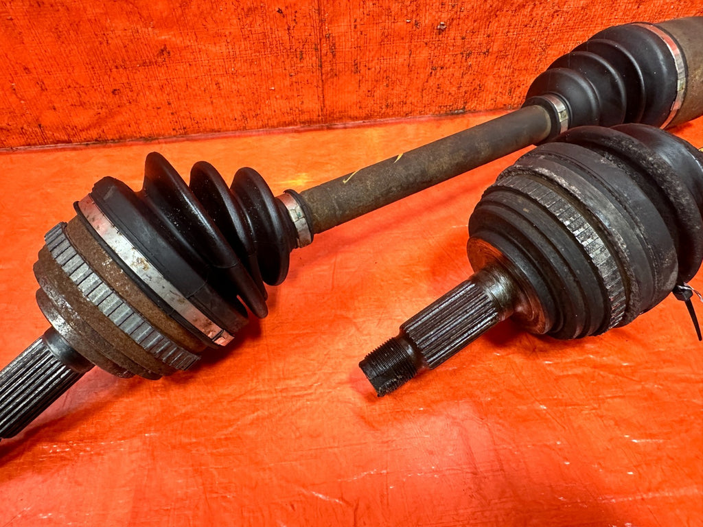 97 01 HONDA PRELUDE   H22 5 SPEED MANUAL TRANSMISSION AXLES LEFT RIGHT OEM 3236