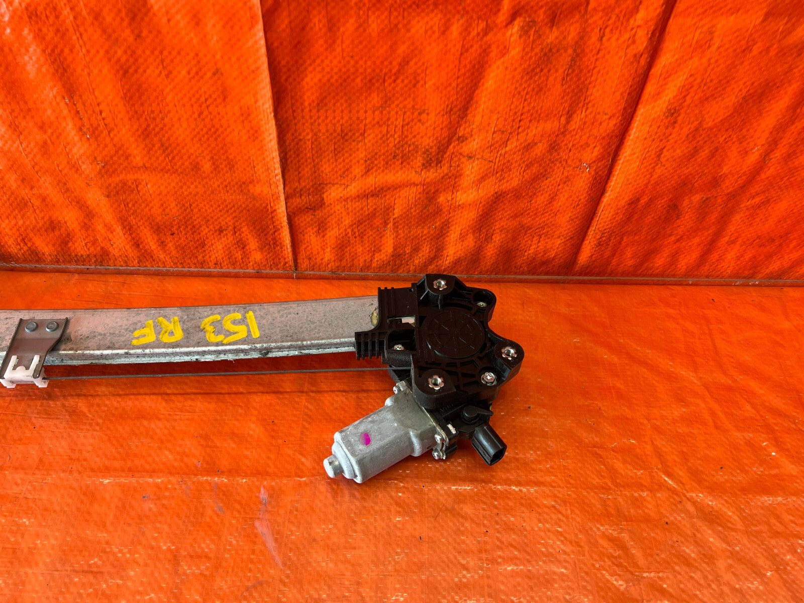 13 18 ACURA RDX BASE   PASSENGER RIGHT FRONT WINDOW REGULATOR W/ MOTOR OEM #1538