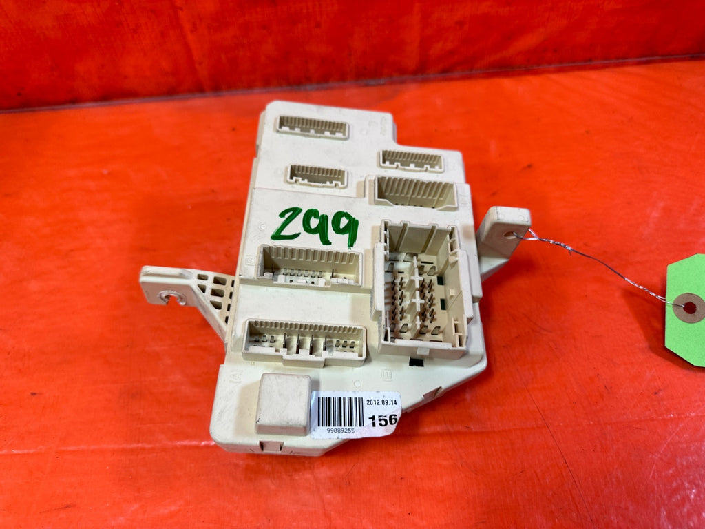 13 16 HYUNDAI GENESIS COUPE   INTERIOR CABIN UNDER DASH FUSE BOX PANEL OEM 2992