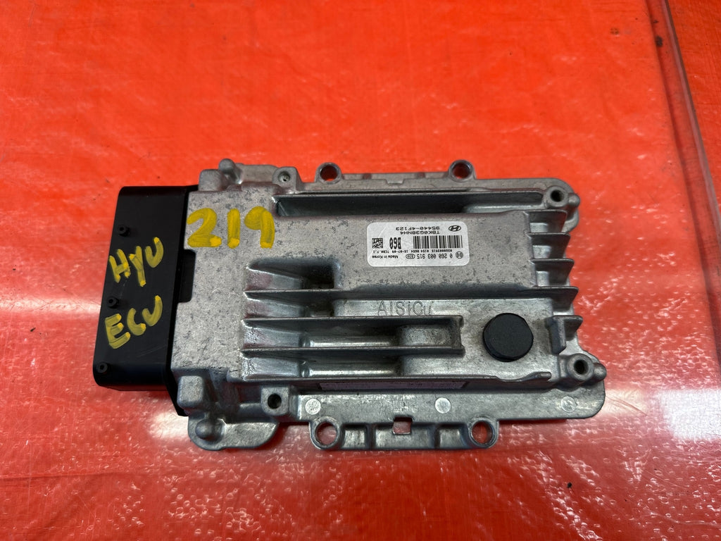 2016 16 HYUNDAI GENESIS COUPE 3.8L TRANSMISSION CONTROL MODULE 95440 4F123 #2190