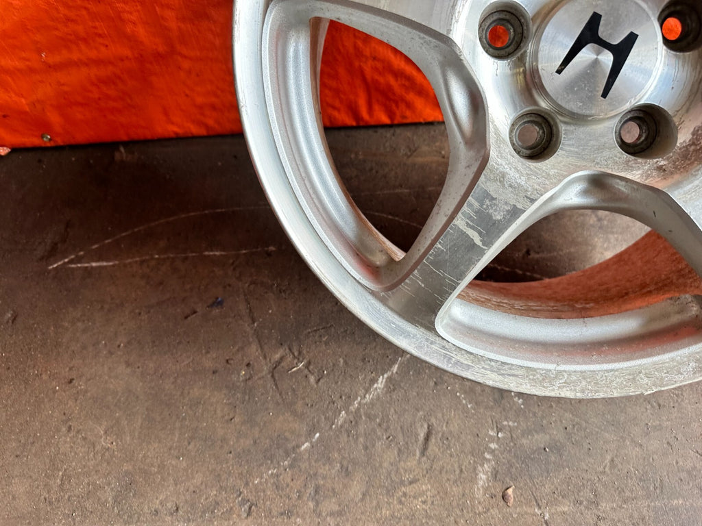 00 03 HONDA S2000 AP1   REAR WHEEL RIM   INDIVIDUAL JUST ONE   OEM FACTORY 42 16