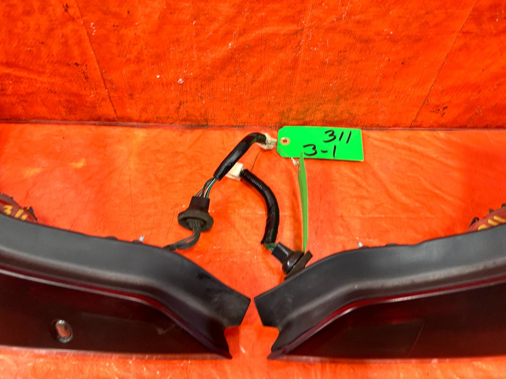 08 15 INFINITI G37 & Q60    2D COUPE   LEFT AND RIGHT BLACKED OUT OEM TAIL LIGHT7