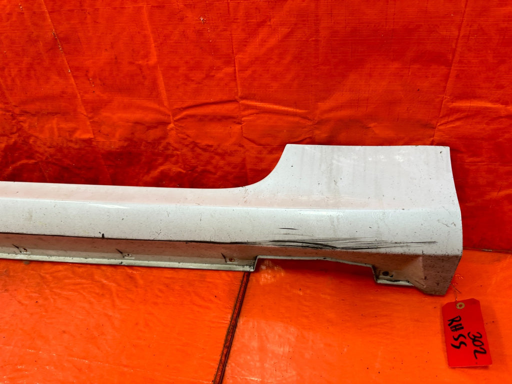 10 16 HYUNDAI GENESIS COUPE RIGHT SIDE SKIRT ROCKER MOLDING TRIM OEM #3024