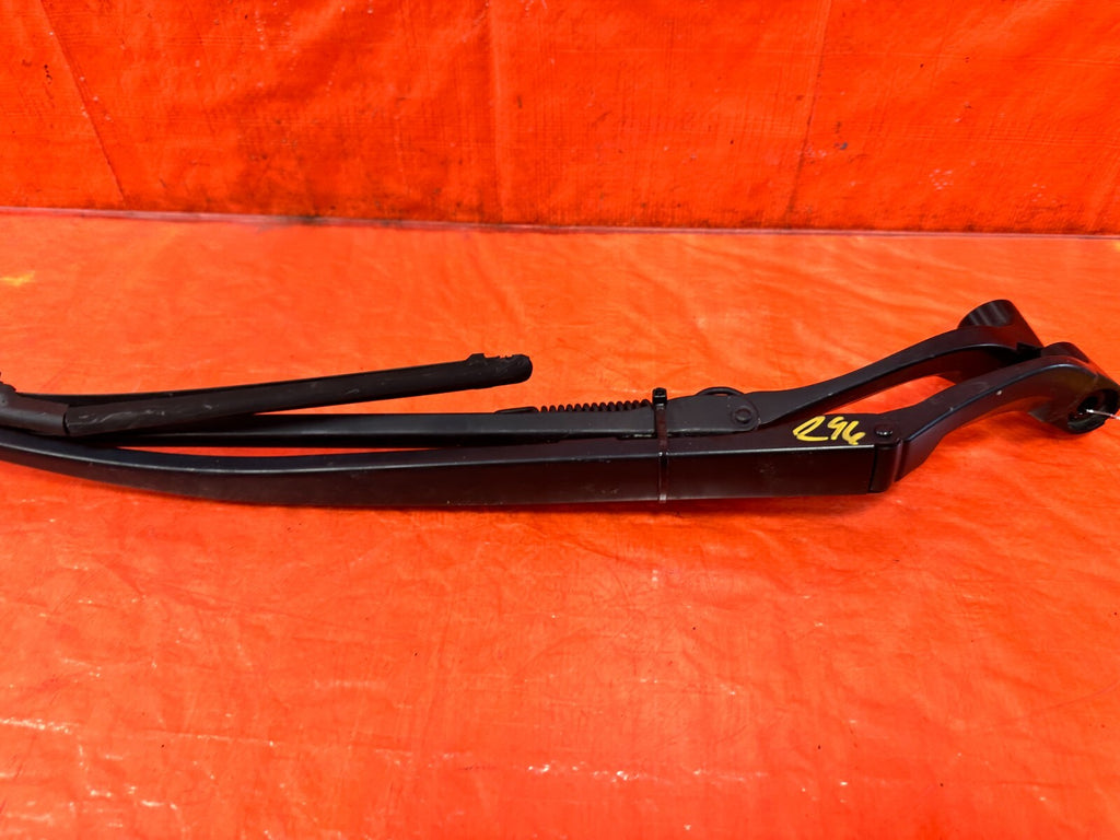 14 20 INFINITI Q50   WINDSHIELD WIPER ARMS   LEFT AND RIGHT ARM SET   OEM #2962