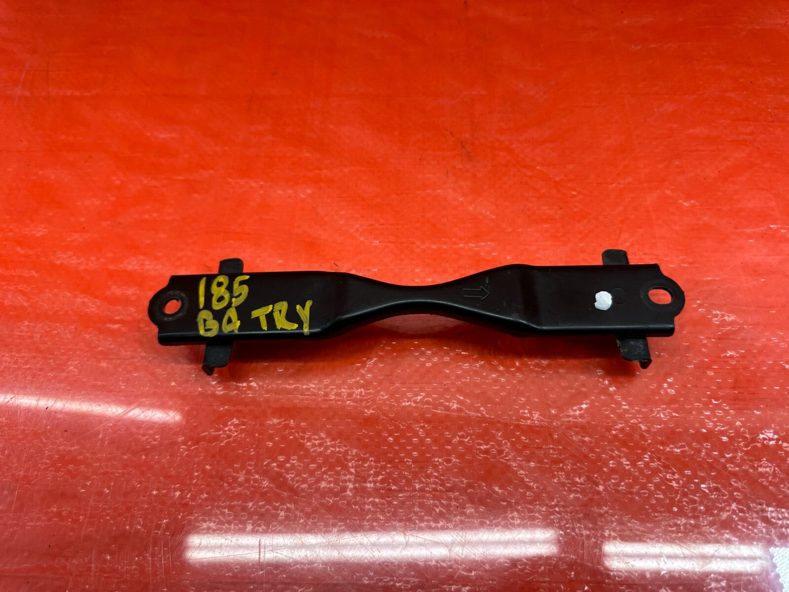 14 20 INFINITI Q50 & 17 20 Q60   BATTERY MOUNTING BRACKET TIE DOWN   OEM #1857