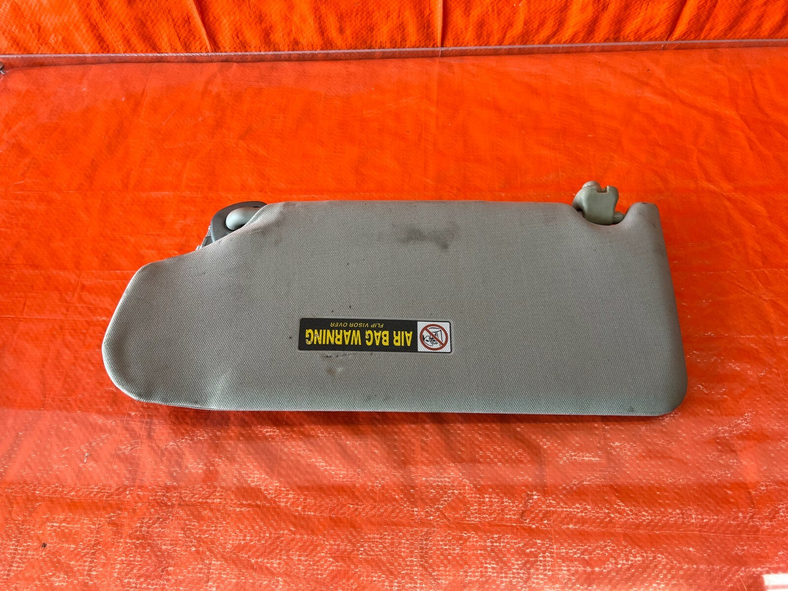 07 08 ACURA TL   SUN VISOR   PASSENGER RIGHT SIDE   GRAY COLOR   OEM FACTORY 1060