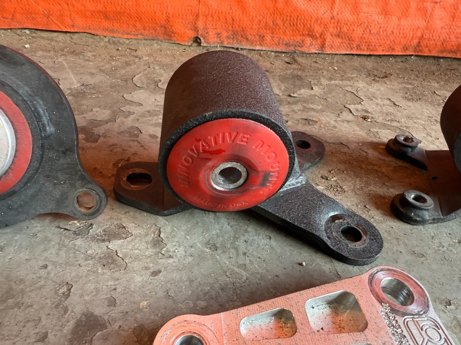 02 06 ACURA RSX   INNOVATIVE ENGINE MOUNTS MOTOR MOUNTS   RED INSERT   LIL WEAR2