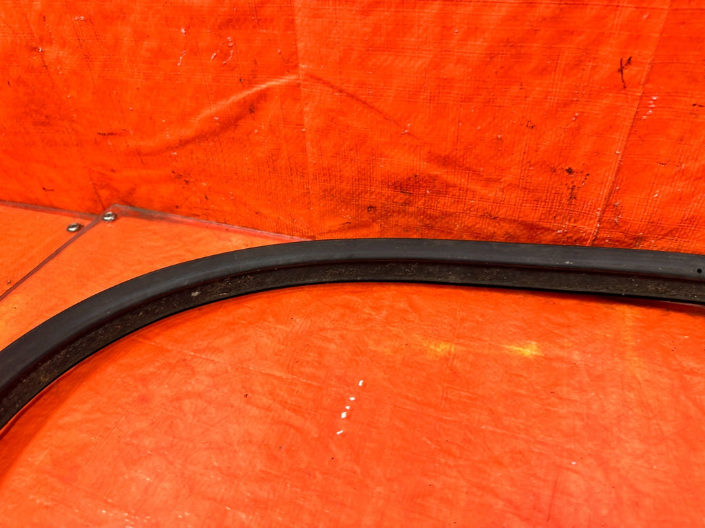 INFINITI G37 CONVERTIBLE REAR CONVERTIBLE TOP WEATHER STRIP RUBBER GASKET 310 13