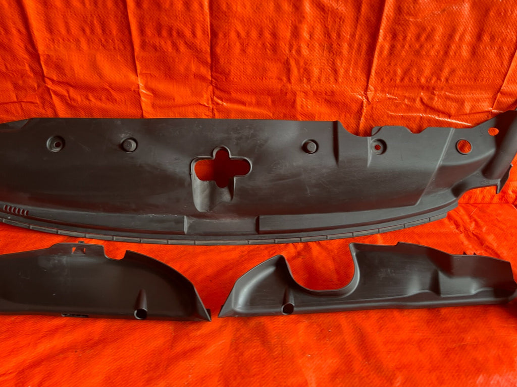 07 11 HONDA CIVIC SI SEDAN   FENDER & RADIATOR TRIM SET   LEFT RIGHT   OEM #665