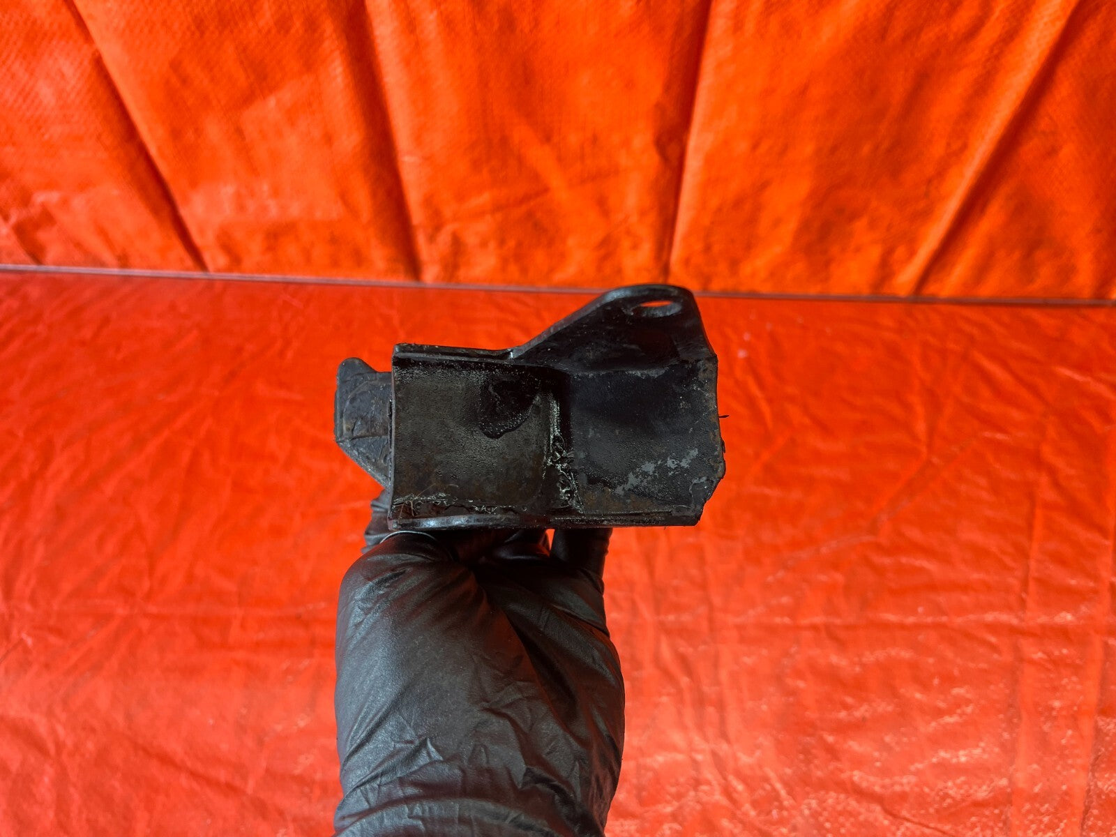 04 08 ACURA TSX   K24A2 MANUAL   TRANSMISSION RUBBER MOUNT   OEM FACTORY #156 13