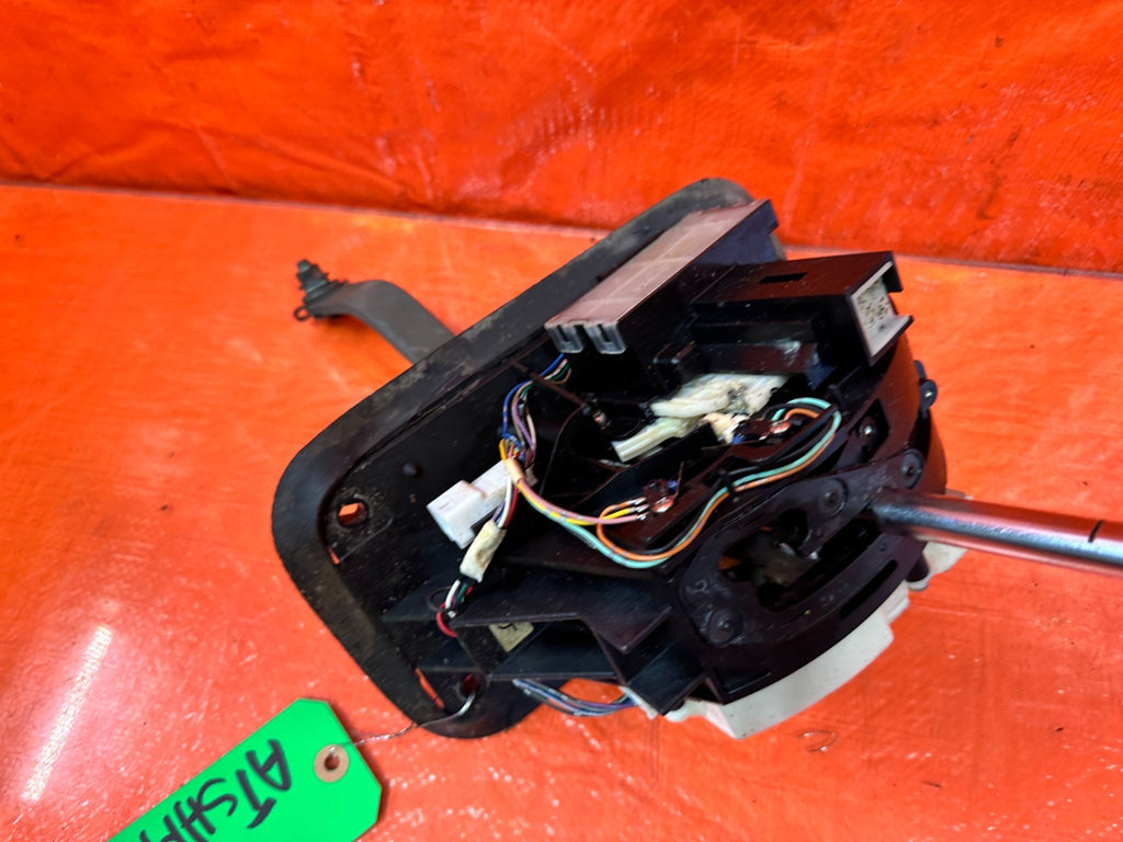 08 15 INFINITI G37 Q60 COUPE   AUTOMATIC TRANSMISSION SHIFTER GEAR SELECTOR #3113