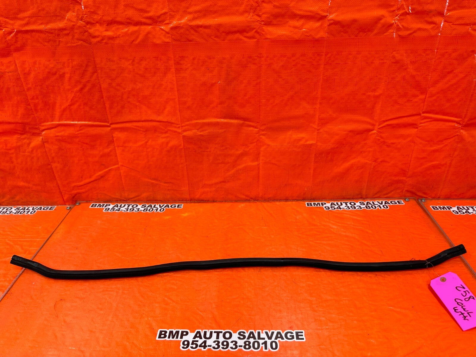 02 05 HONDA CIVIC SI EP3 HATCH WINDSHIELD WIPER COWL WEATHER STRIP TRIM OEM #2580