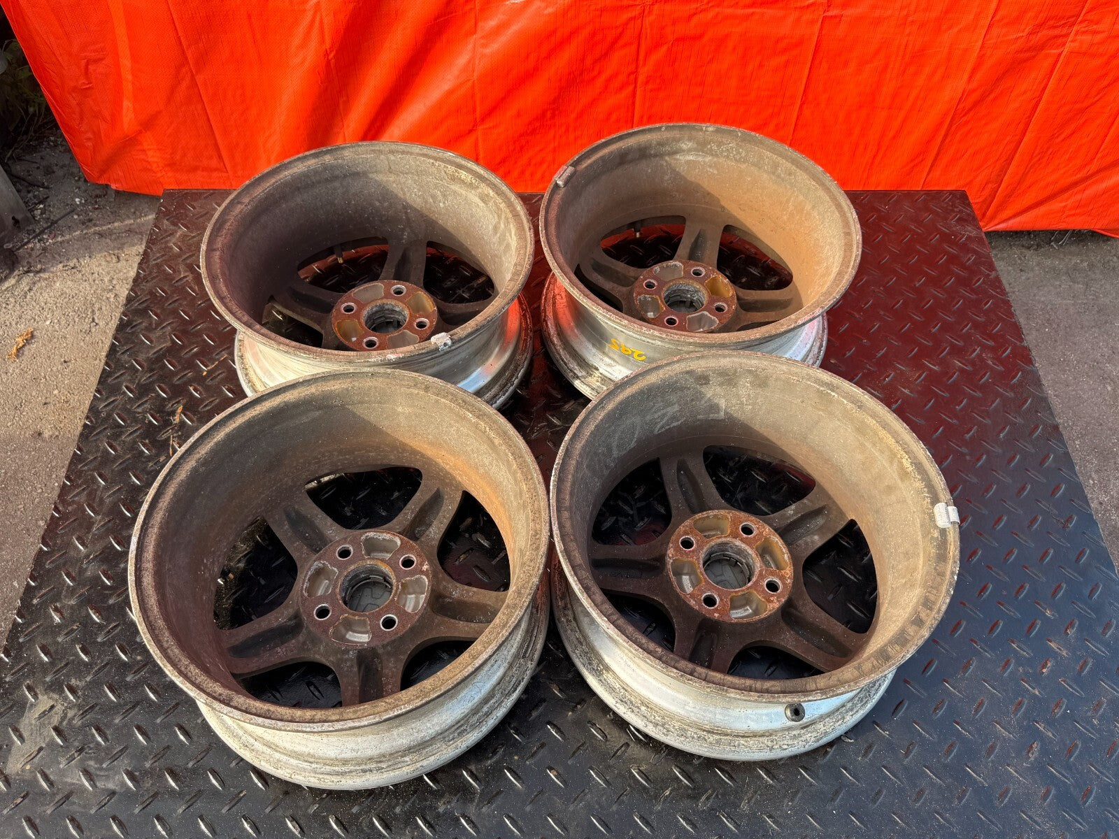 93 97 HONDA DEL SOL S SI   5 SPOKE   VTEC MODEL 14 INCH WHEELS AND TIRES   #29513