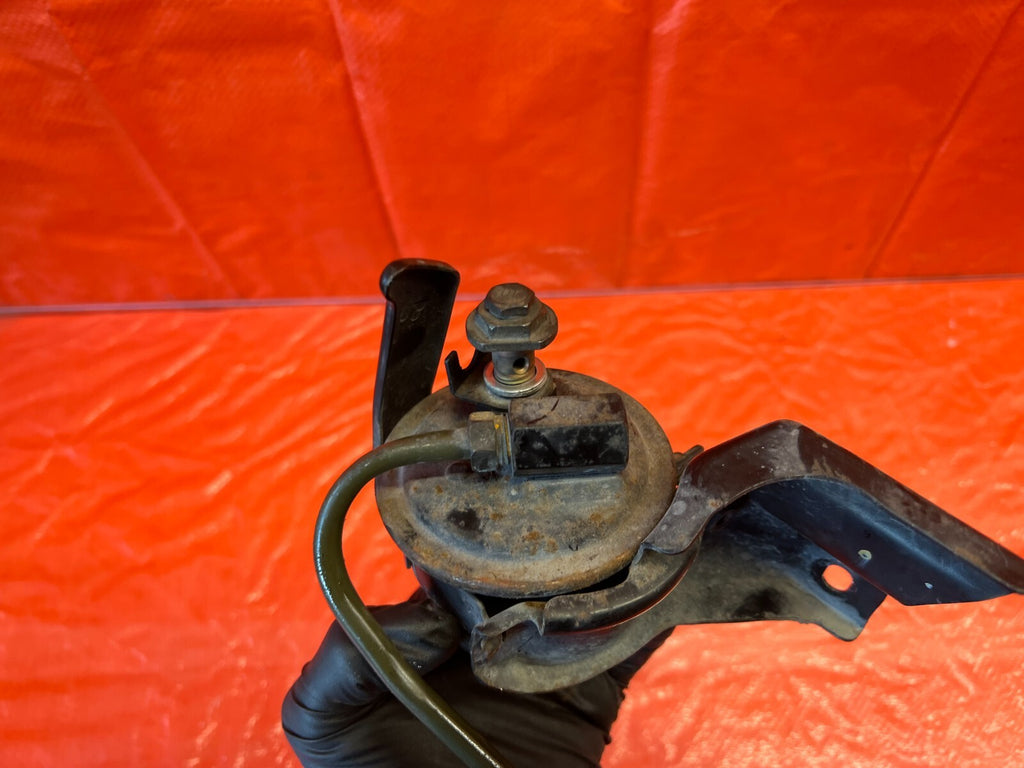 1994 94 HONDA DEL SOL   FUEL FILTER MOUNTING BRACKET W/ FILTER   OEM #1264