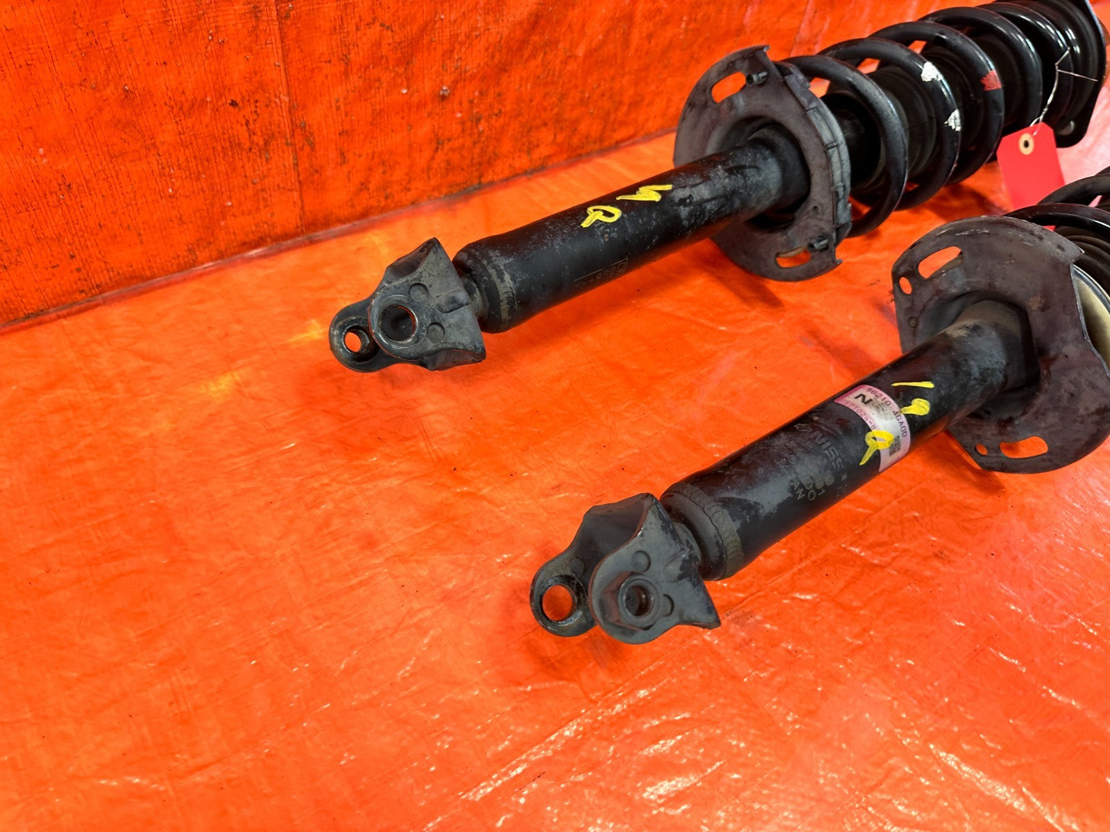 14 24 INFINITI Q50   NON ELECTRIC   REAR SHOCKS & SPRINGS LEFT AND RIGHT FACTORY10