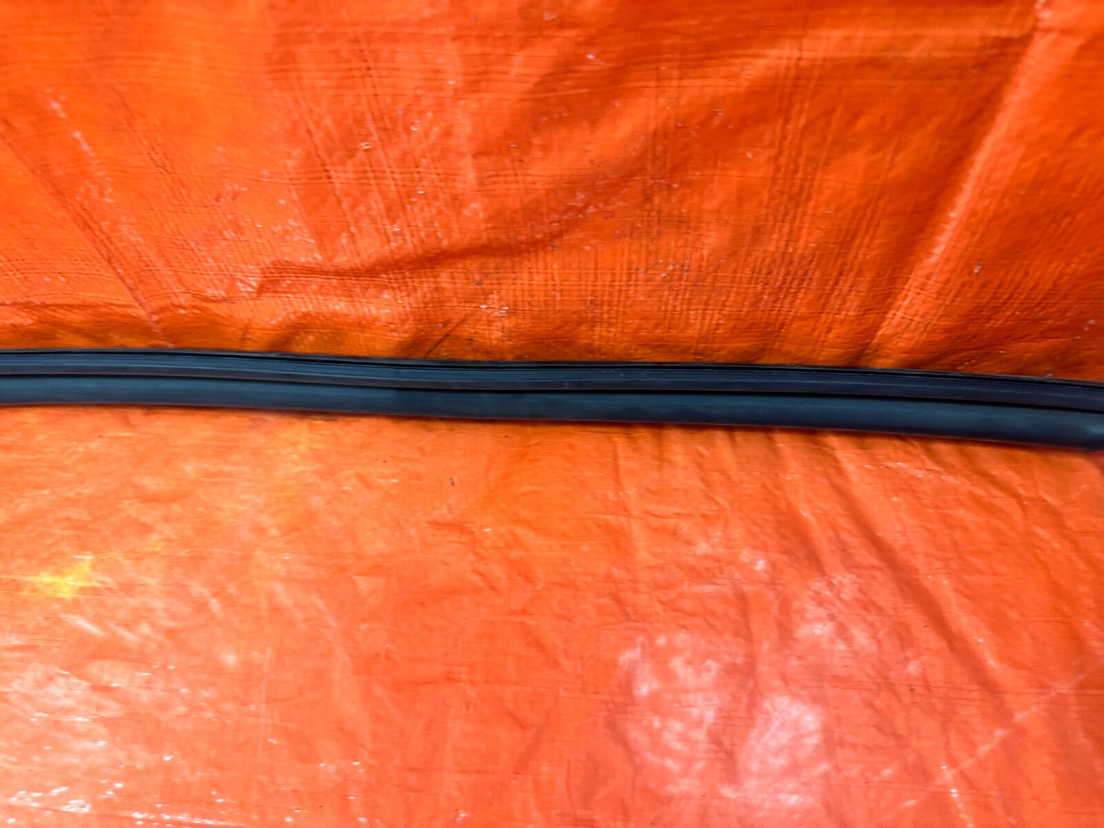 08 14 SUBARU IMPREZA WRX WAGON DRIVER LEFT REAR WINDOW GLASS RUN CHANNEL 2832