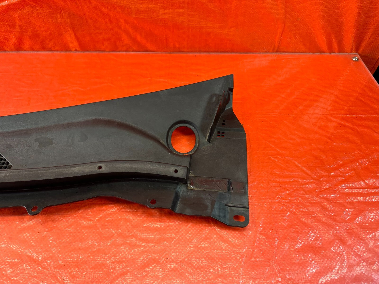08 15 INFINITI G37 & Q60   2D COUPE   WIPER COWL TRIM   LEFT SIDE   OEM #1904