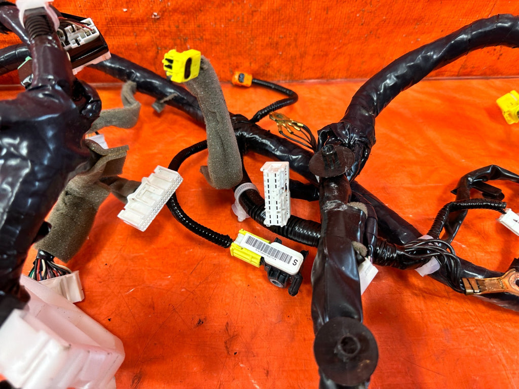 16 18 INFINITI Q50 SPORT & RED SPORT RIGHT INTERIOR WIRE HARNESS WIRING LOOM 3145