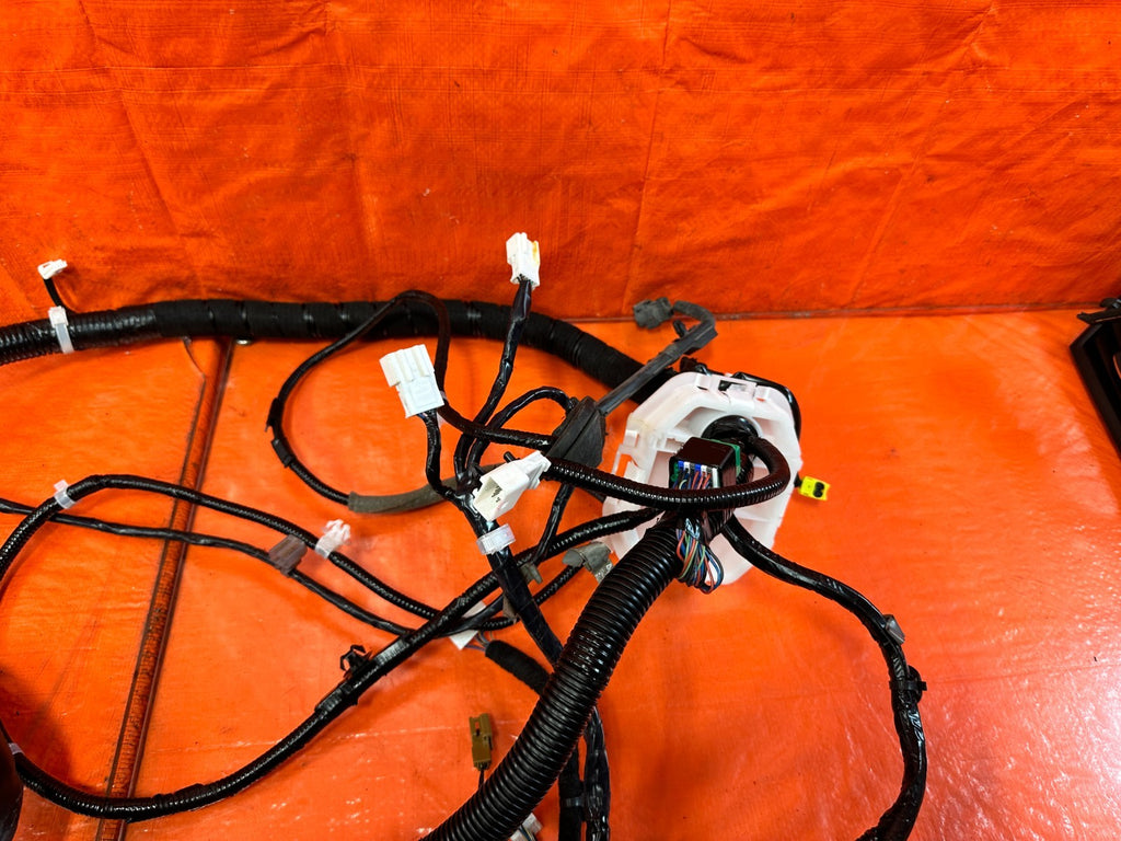 16 17 INFINITI Q50 RED SPORT 400   INTERIOR FLOOR BODY HARNESS   24014 6HB6A 31413