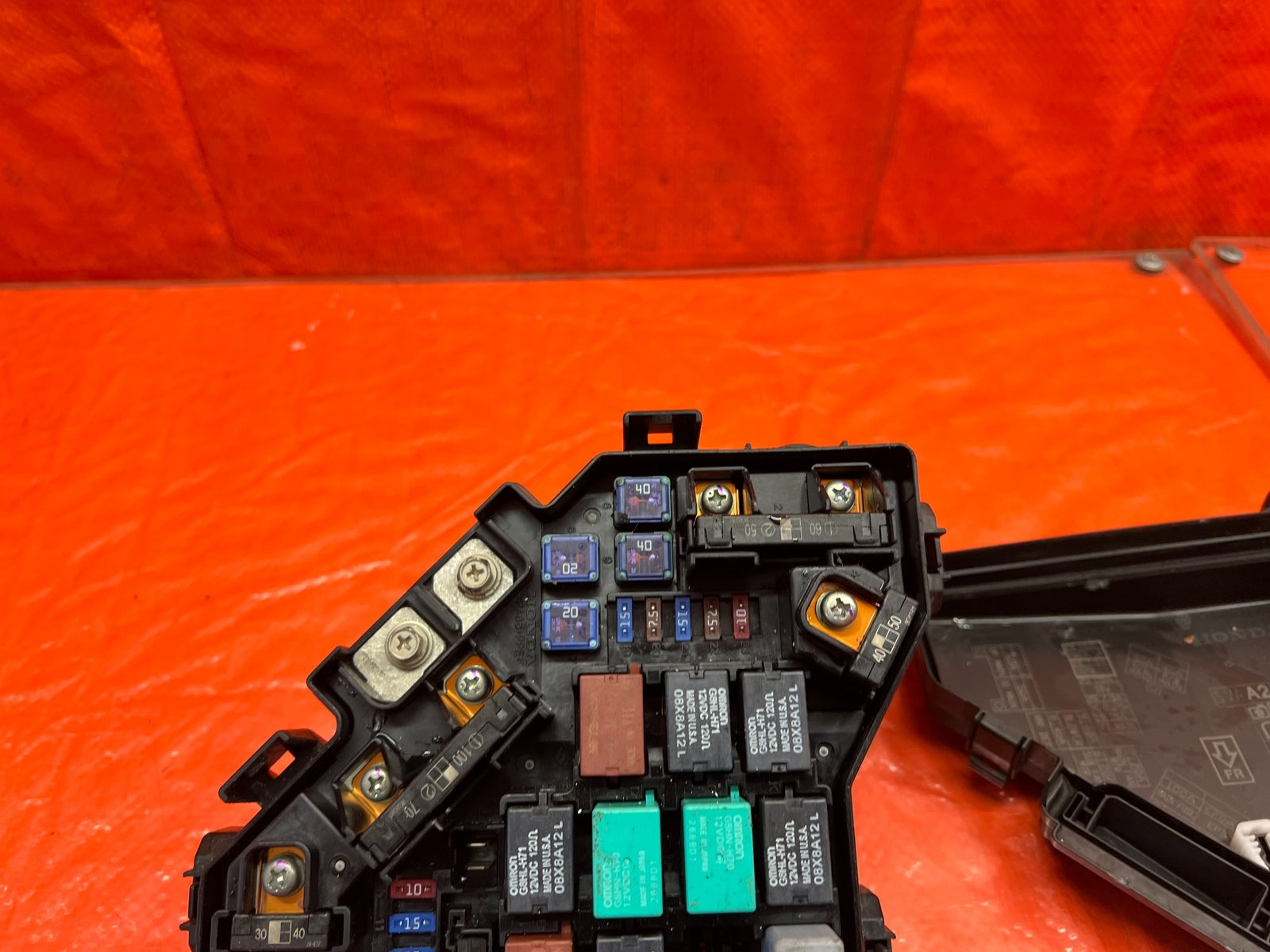 09 11 HONDA CIVIC SI 2D   EXTERIOR / ENGINE BAY   FUSE BOX PANEL   OEM #1636
